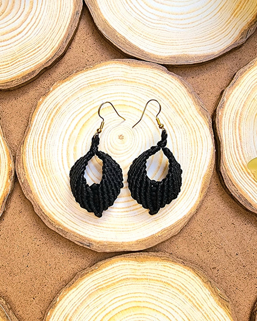 Boucles d'oreilles noires